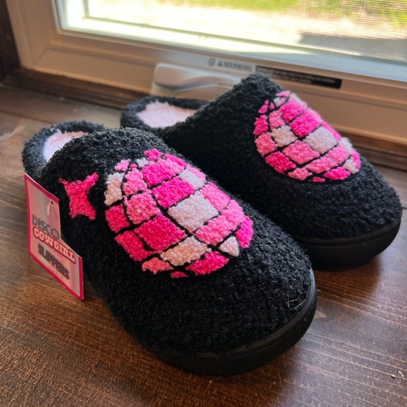 NWT Disco Slippers Womens size 7-8 - Picture 1 of 5
